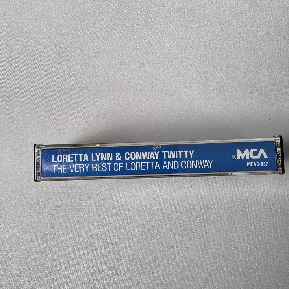 MCA The Very Best of Loretta and Conway Cassette Country Western 1979 Vintage - Picture 2 of 4